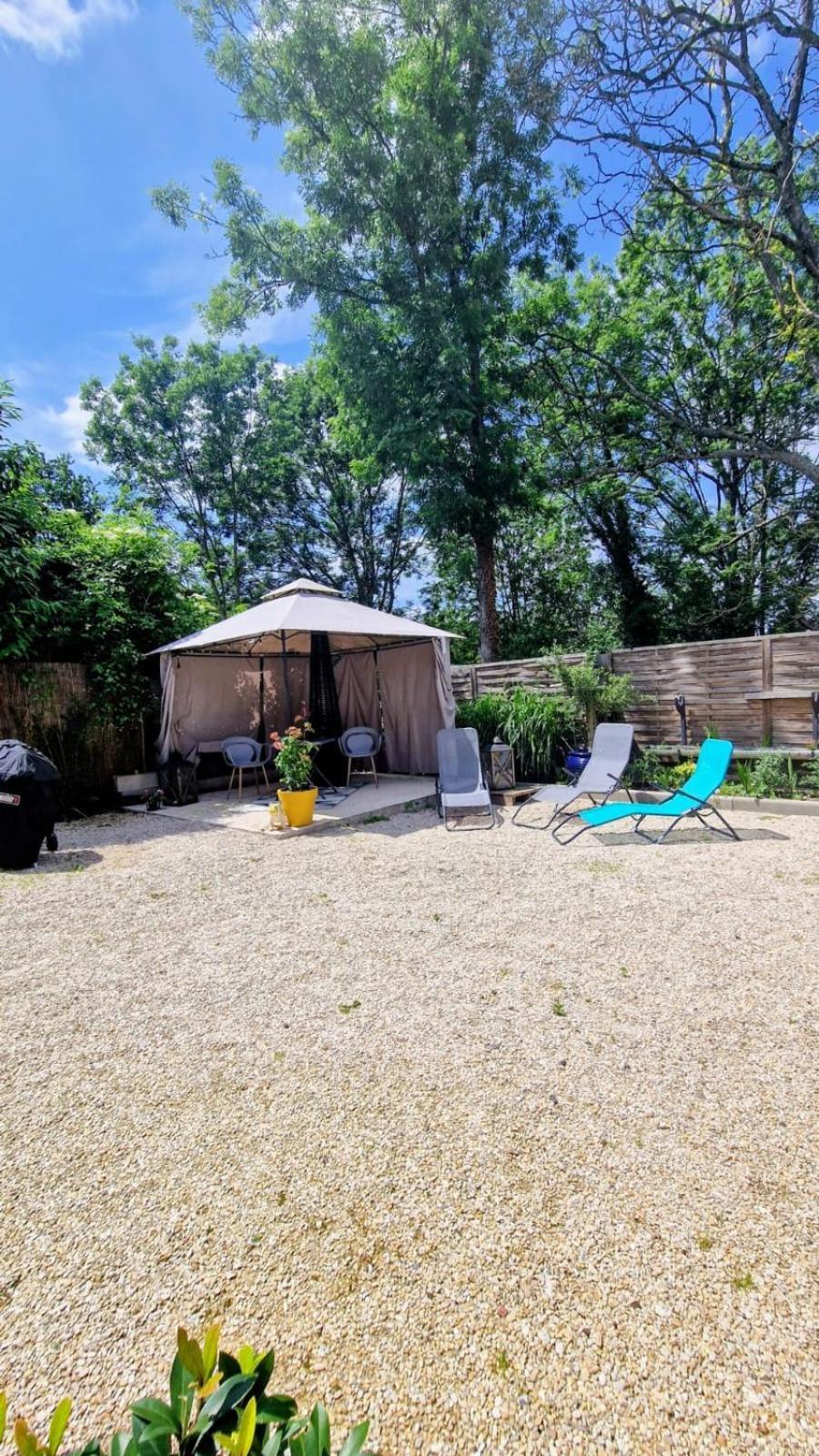 Appartement avec jacuzzi privé à Disney Quincy-Voisins Exterior foto